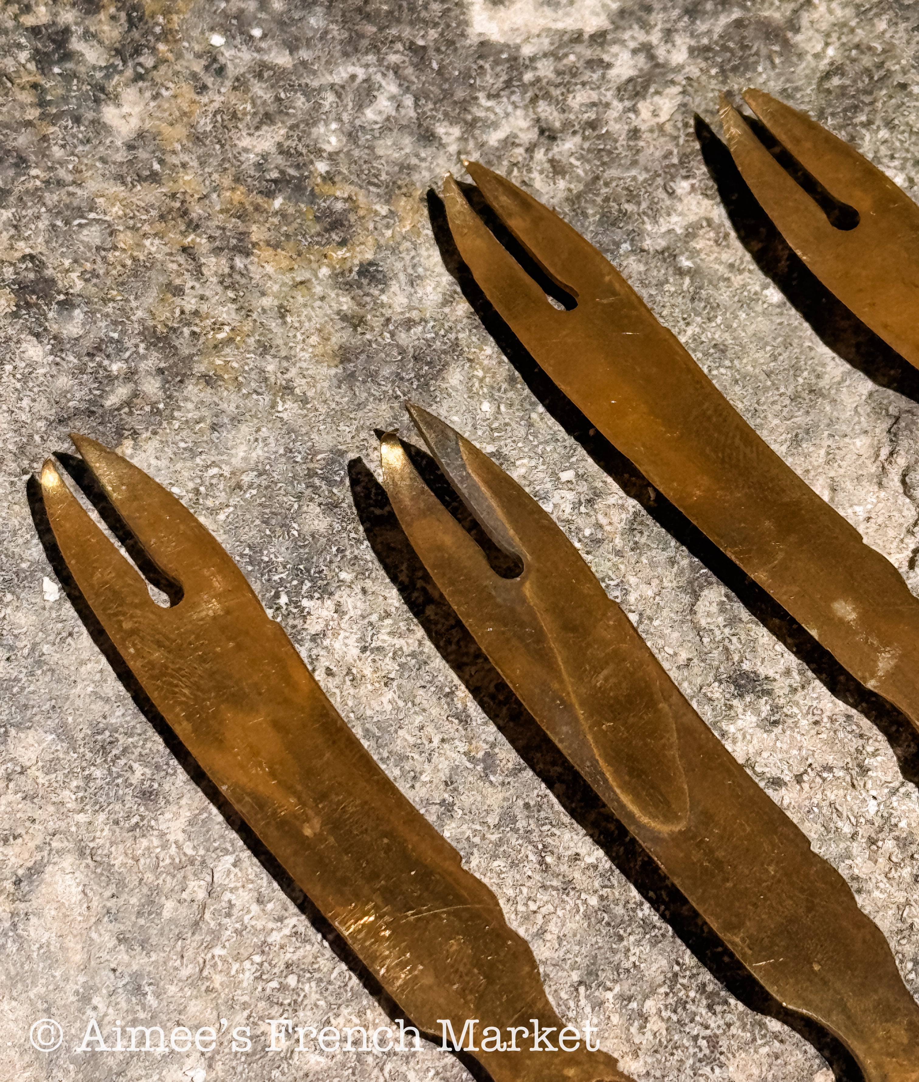 Antique French Mother of Pearl Fruit Forks, Set of 4, Belle Époque Flatware, Fourchettes à Fruits
