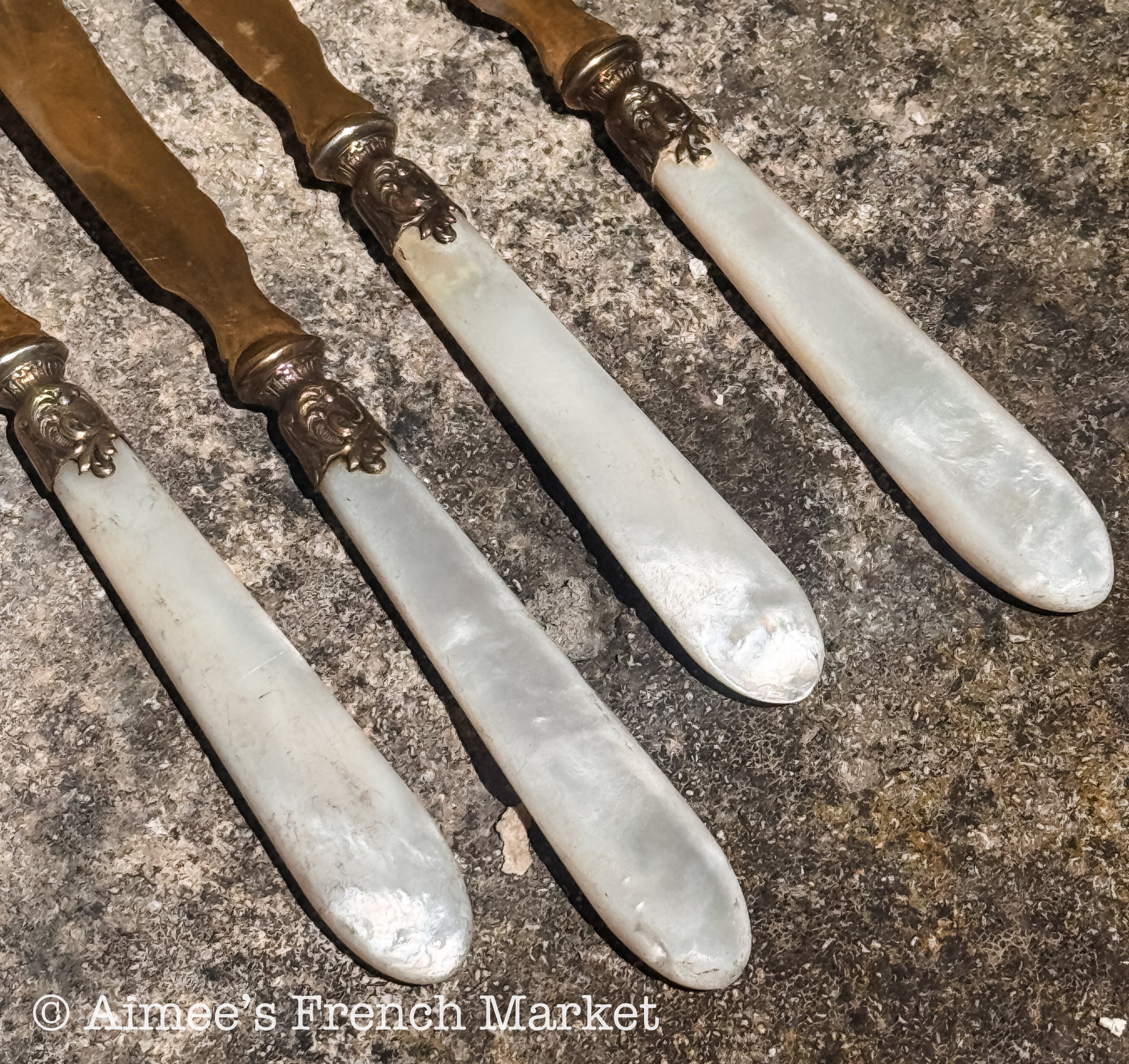 Antique French Mother of Pearl Fruit Forks, Set of 4, Belle Époque Flatware, Fourchettes à Fruits