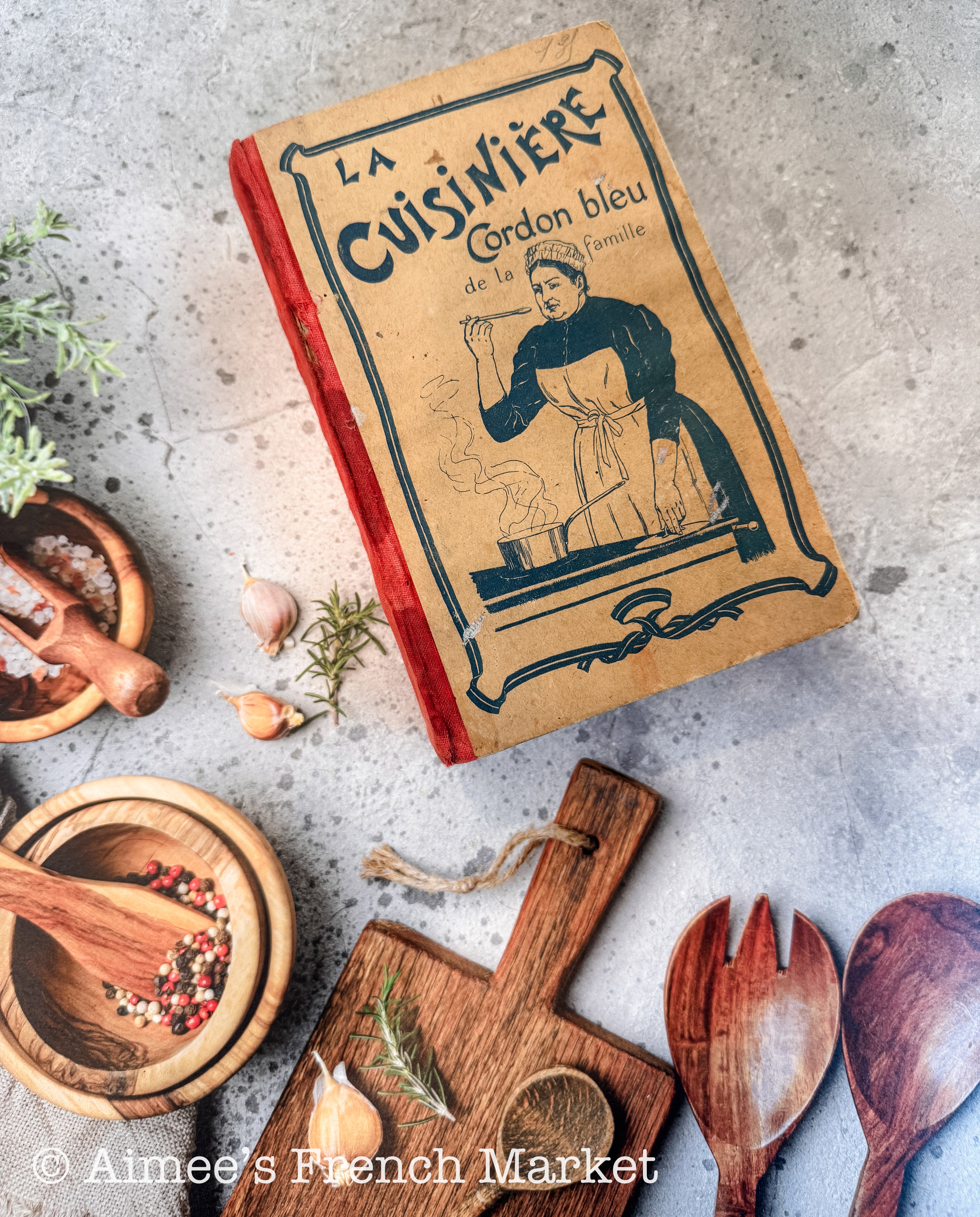 Antique French Cookbook, La Cuisinière Cordon Bleu de la Famille — Annette Lucas, c. 1900