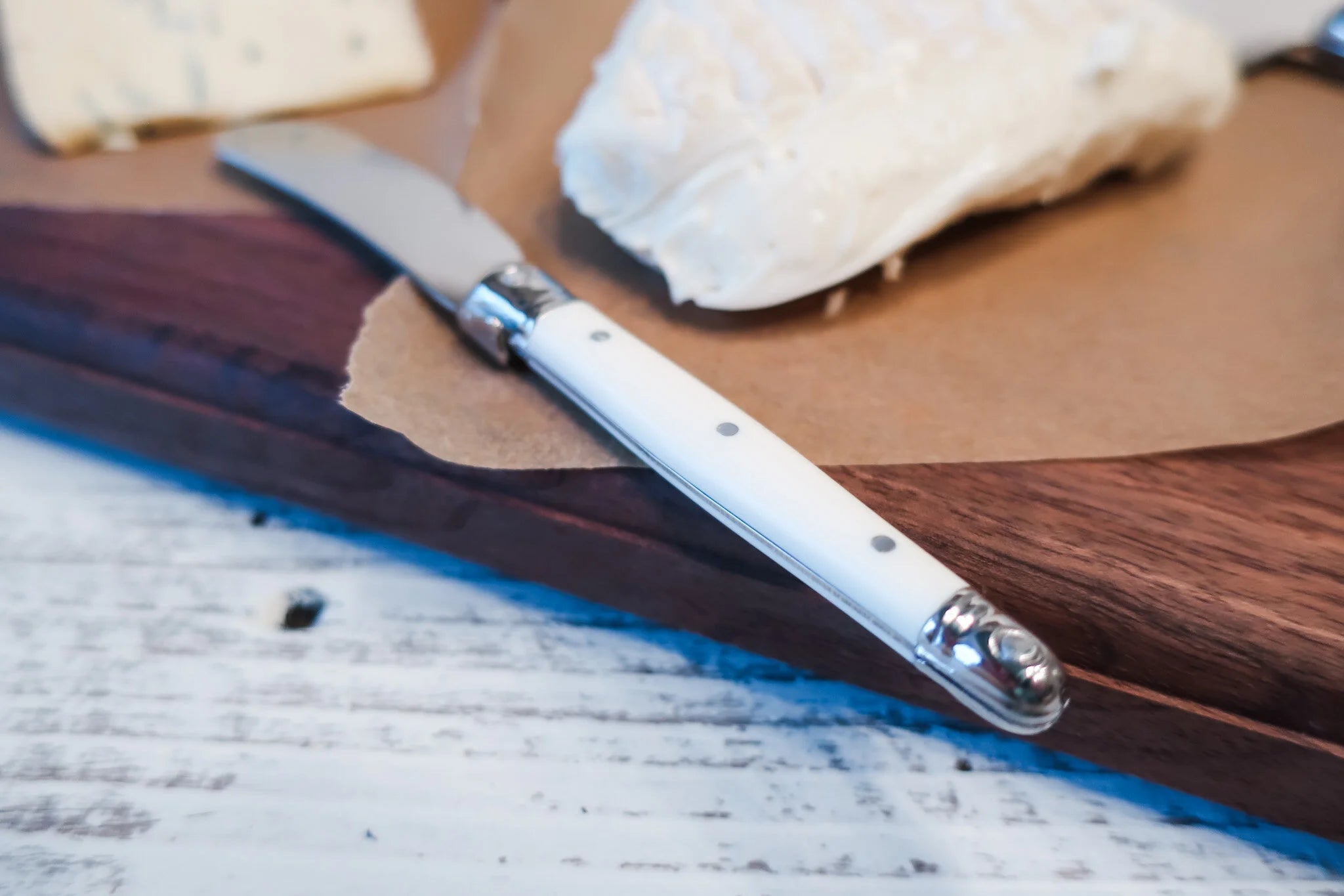 Laguiole Cheese set in French colors - Jean Dubost