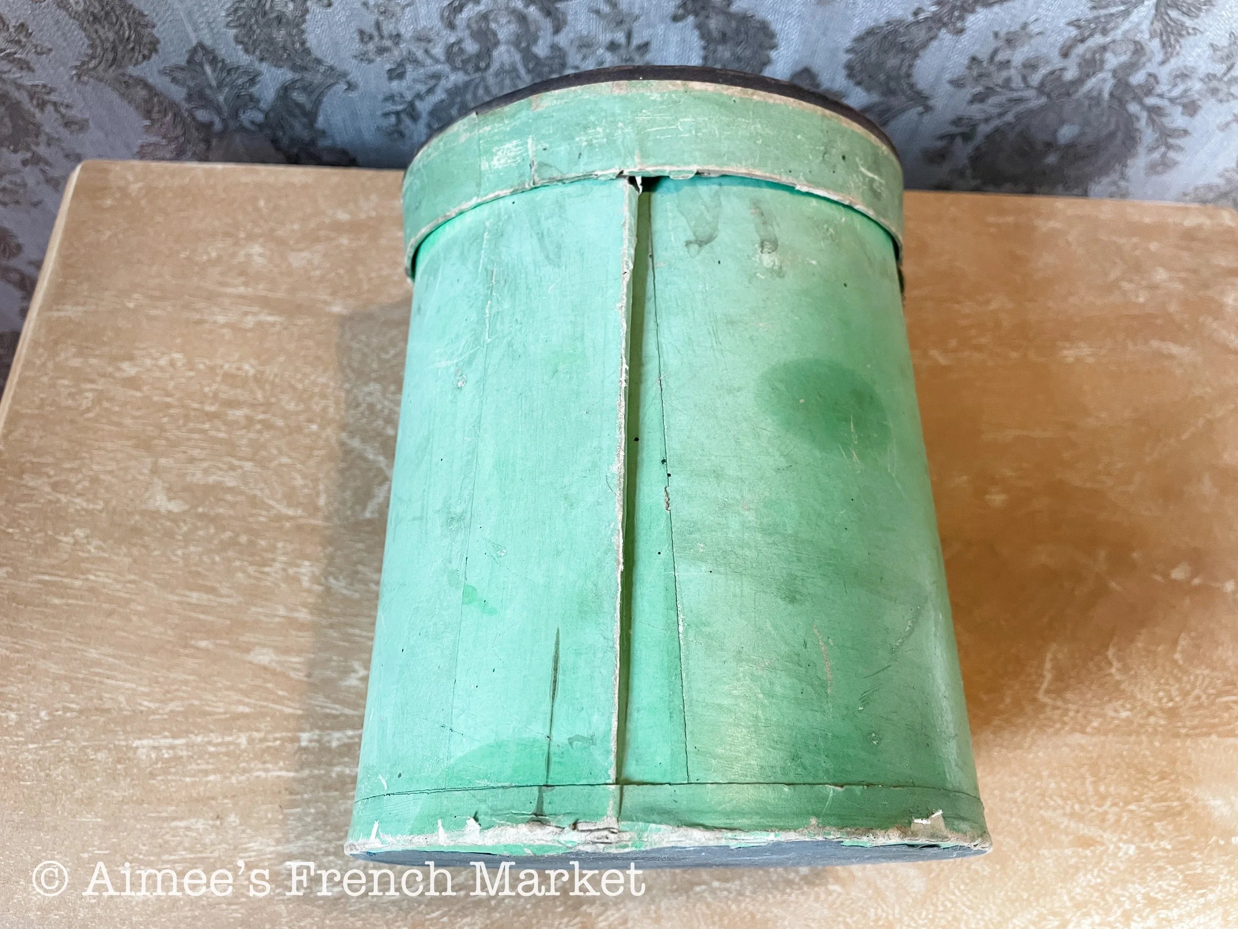 フランス　アンティーク　Au Bon Marché Paris　フェザー　マフ Now 50% off - RARE - Antique French White Feather Muff in Original
