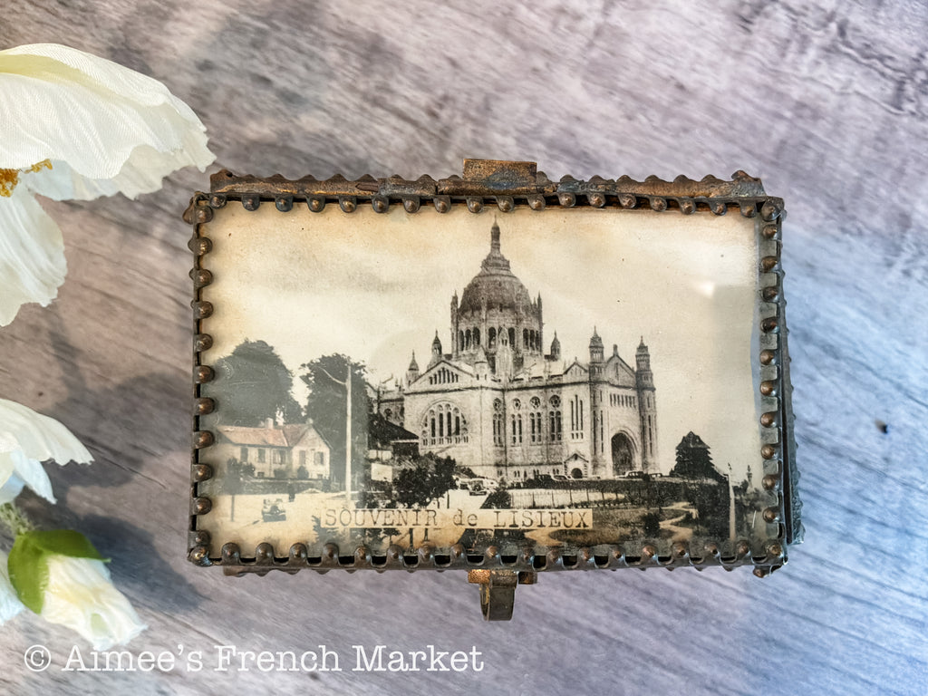 Vintage French Souvenir de Lisieux Glass Jewelry Box - Antique-Style French Trinket Box, early 1900s
