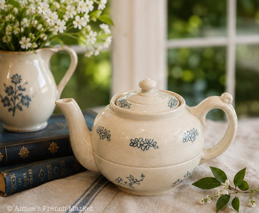 Antique French Saint-Uze Terre d’Acier Teapot, circa 1900–1920